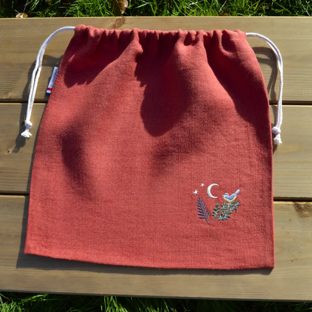 sac-a-pain-brode-foret-enchantee Sac à pain brodé, motif forêt enchantée