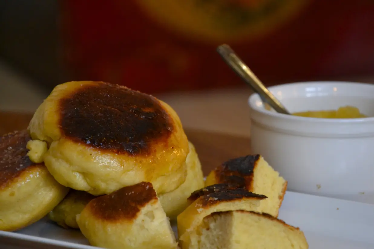 Dampfnudles faits maison et compote de pommes